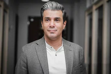 آریا عظیمینژاد